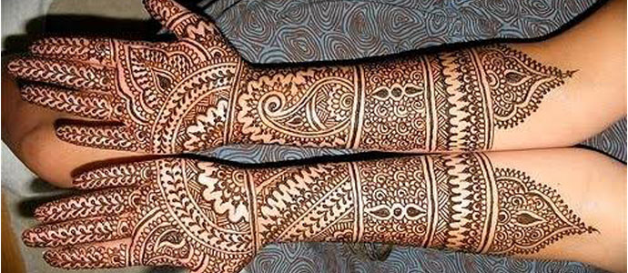 Bridal Mehandi Designer – ‘Beginning of Mehandi Ceremony’